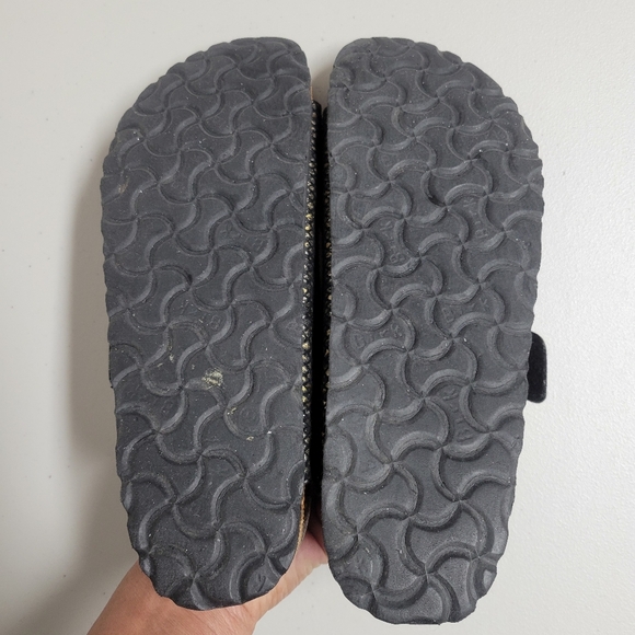 Birkenstock Arizona Shiny Pithon Sandals. - Picture 10 of 10